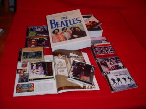 The Beatles – Una Historia Irrepetible ( 20 CDS BOXED SET with 64 pages Book )